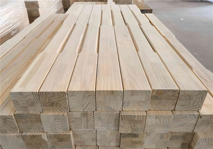 White Primed FJ Pine Stair Spindle