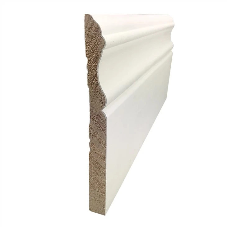 Moldura de panel de imprimación de rodapié de pared de madera interior